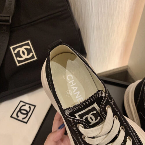 High Quality Luxury Chanel Canvas Sneakers – Style 01766 product detail