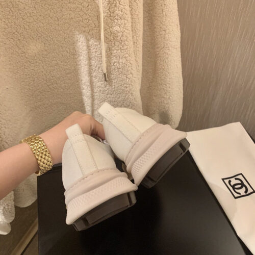 High Quality Luxury Chanel Canvas Sneakers product detail