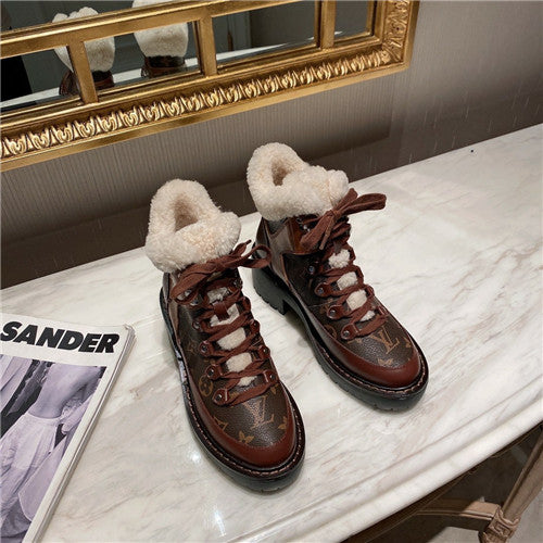 High Quality Luxury LV Platform Boots alternate view