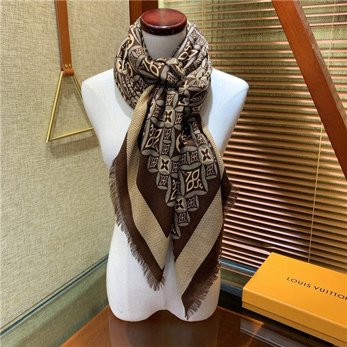High Quality Luxury Louis Vuitton Cashmere Scarf Scarves – Style 26638 alternate view
