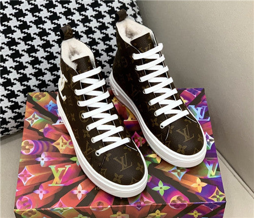 High Quality Luxury Louis Vuitton Sneaker – Style 76515 alternate view