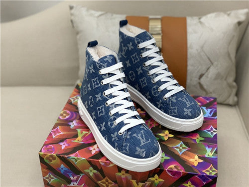 High Quality Luxury Louis Vuitton Sneakers – Style 21699