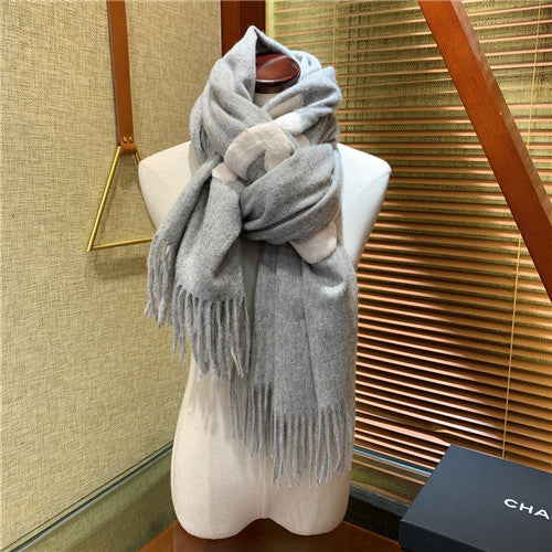 High Quality Luxury Chanel Cashmere Scarf Scarves – Style 25063 alternate view
