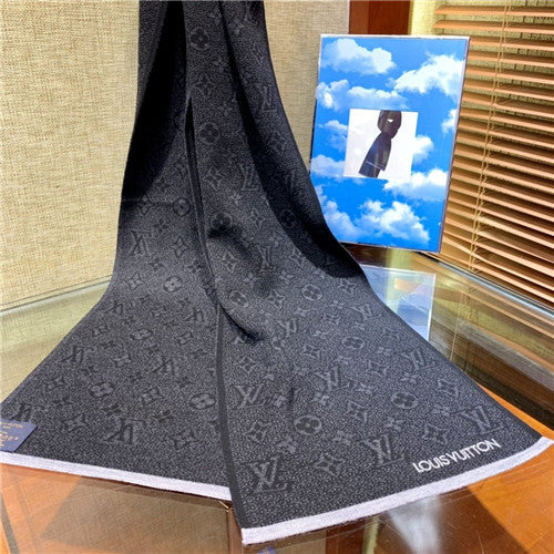 High Quality Luxury Louis Vuitton Cashmere Wool Scarf Scarves alternate view