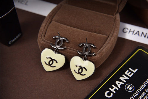 High Quality Luxury Chanel Earrings – Style 49910