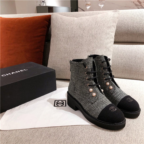 High Quality Luxury Chanel Ankle Boots With Chain alternate view