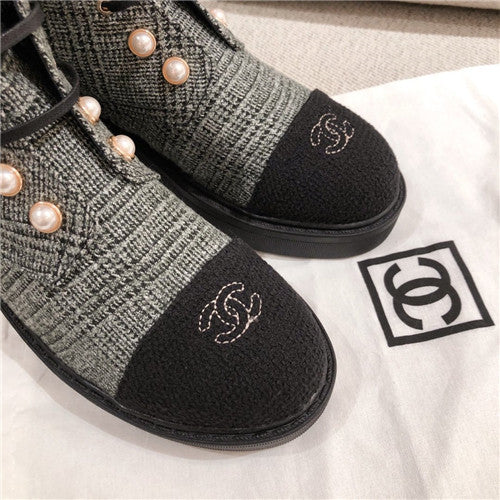 High Quality Luxury Chanel Ankle Boots With Chain product detail