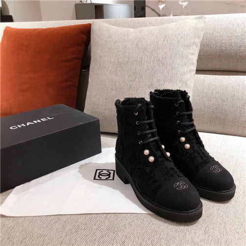 High Quality Luxury Chanel Ankle Boots With Chain – Style 25350 alternate view