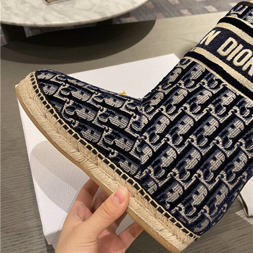 High Quality Luxury Dior Snow Boots – Style 56742 product detail