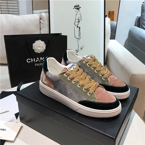 High Quality Luxury Chanel Low Top Sneakers – Style 84294