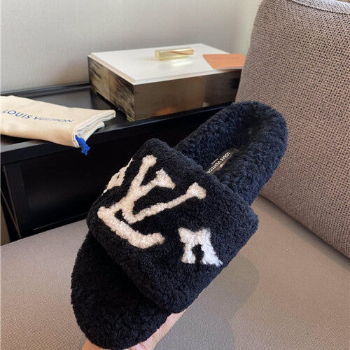 High Quality Luxury Louis Vuitton Wool Slippers – Style 08259 product detail