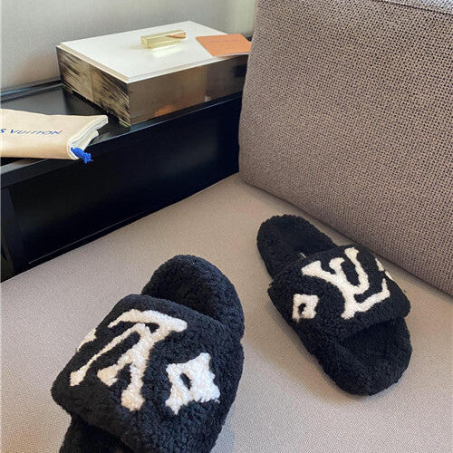 High Quality Luxury Louis Vuitton Wool Slippers – Style 08259 product detail