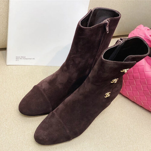 High Quality Luxury Chanel High-Heeled Pointed Boots – Style 35494 product detail