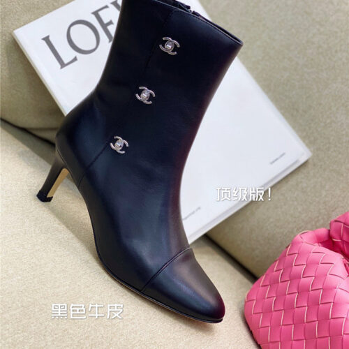 High Quality Luxury Chanel High-Heeled Pointed Boots – Style 14598 product detail