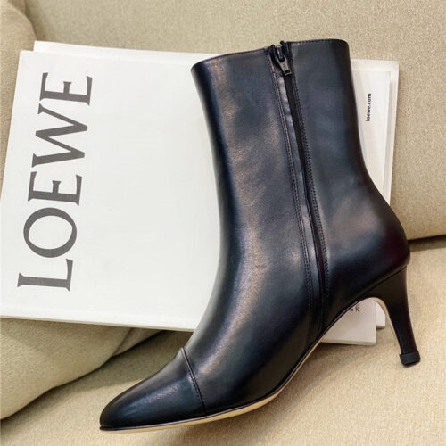 High Quality Luxury Chanel High-Heeled Pointed Boots – Style 14598 product detail