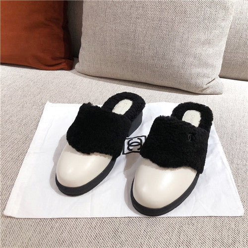 High Quality Luxury Chanel Wool Slippers – Style 68422 product detail