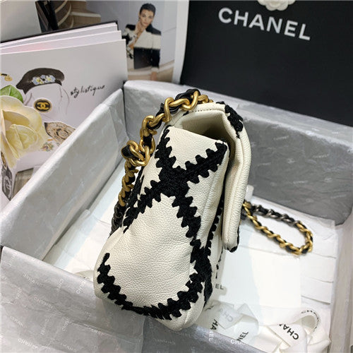 High Quality Luxury Chanel 19 Flap Bag 26Cm – Style 46805 product detail