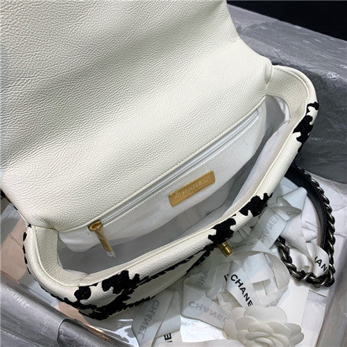 High Quality Luxury Chanel 19 Flap Bag 26Cm – Style 46805 product detail