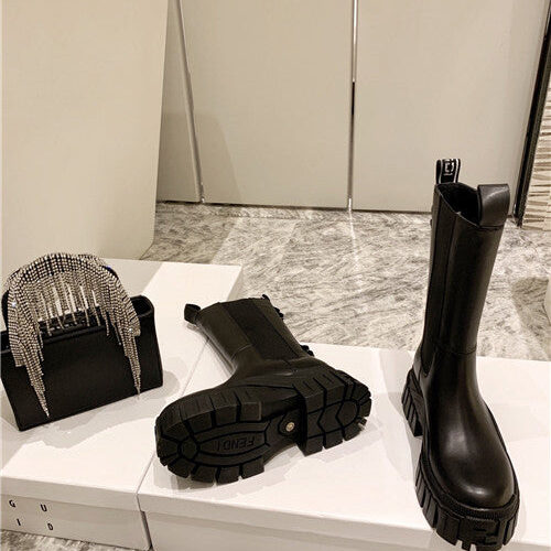 High Quality Luxury Fendi Ankle Boots Womens – Style 72915 product detail