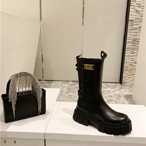 High Quality Luxury Fendi Ankle Boots Womens – Style 69523 product detail