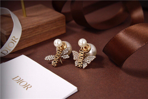 High Quality Luxury Dior Bee Earrings alternate view