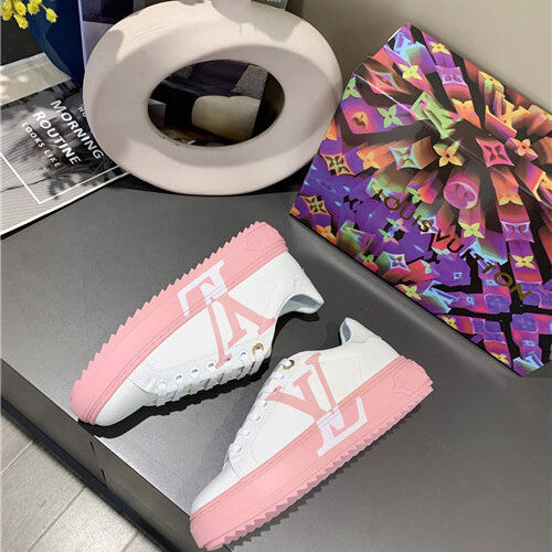 High Quality Luxury LV Time Out Sneaker – Style 15011 product detail