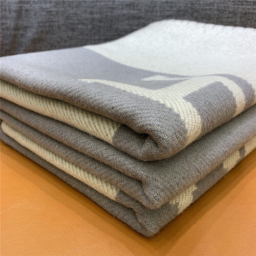 High Quality Luxury Hermes Blanket – Style 26130 product detail
