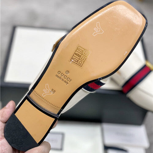 High Quality Luxury Gucci GG Buckle Slippers – Style 94323 product detail