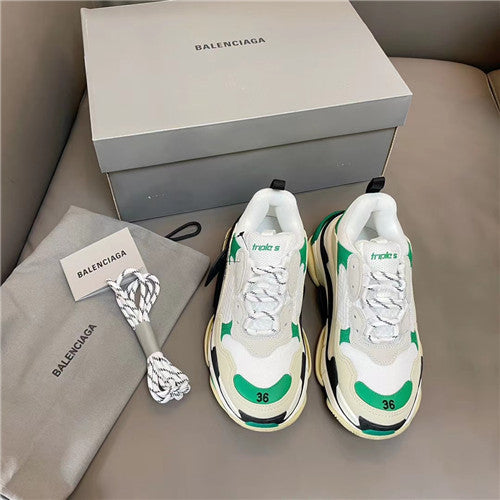 High Quality Luxury Balenciaga Triple S Sneakers alternate view
