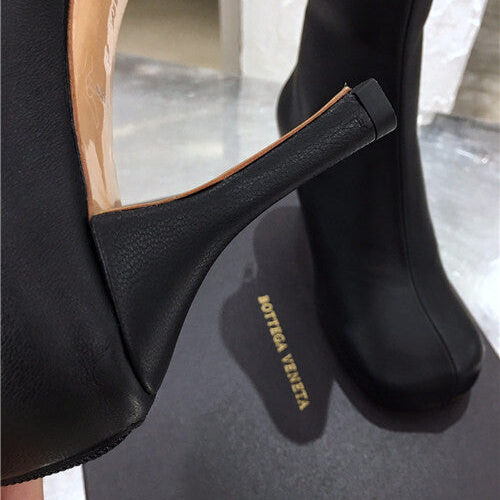High Quality Luxury Bottega Veneta Ankle Boots Womens – Style 65126 product detail
