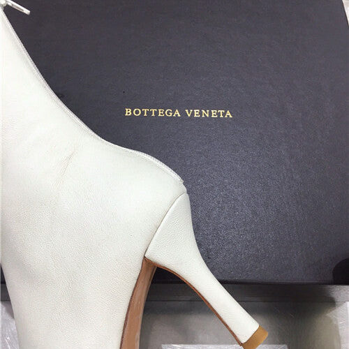 High Quality Luxury Bottega Veneta Ankle Boots Womens – Style 66822 product detail
