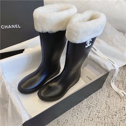 High Quality Luxury Chanel Snow Long Boots alternate view