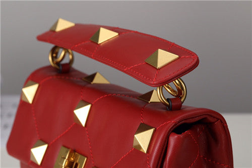 High Quality Luxury Valentino Roma Stud Bag – Style 03833 product detail