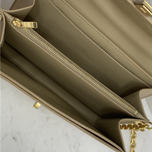 High Quality Luxury Celine Cowhide Chain Bag – Style 24768 product detail