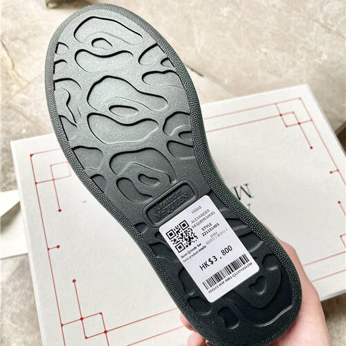 High Quality Luxury Alexander McQueen Sneakers Women – Style 57507 product detail