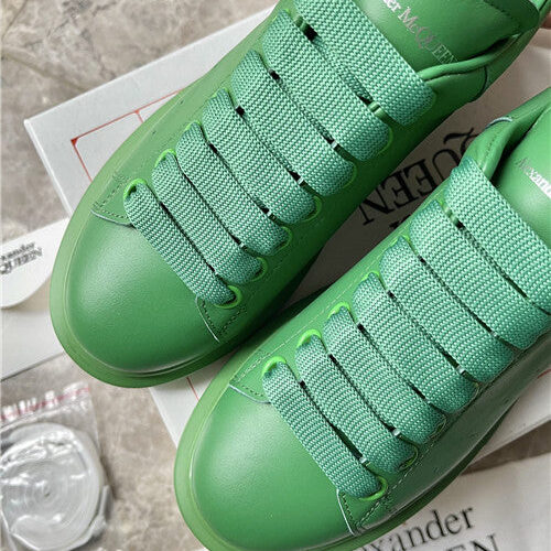 High Quality Luxury Alexander McQueen Sneakers Women product detail