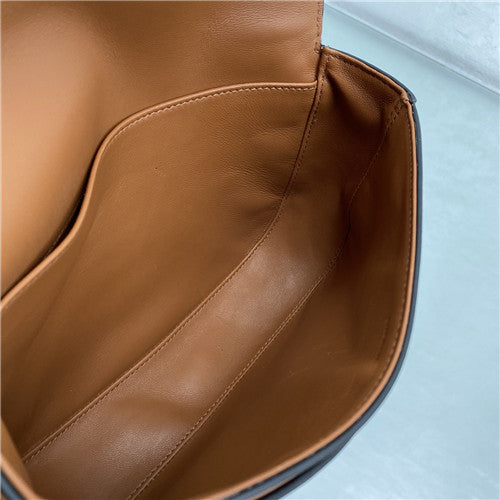 High Quality Luxury Celine Carriage Messenger Bag – Style 24755 product detail