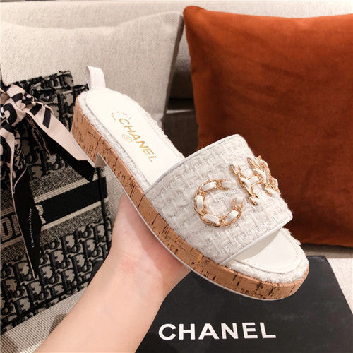 High Quality Luxury Chanel Womens Slippers product detail