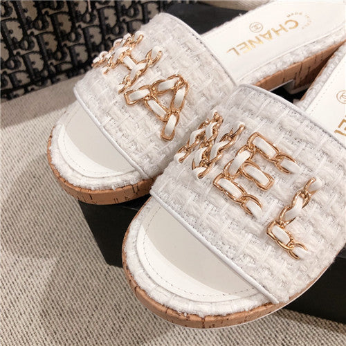 High Quality Luxury Chanel Womens Slippers product detail