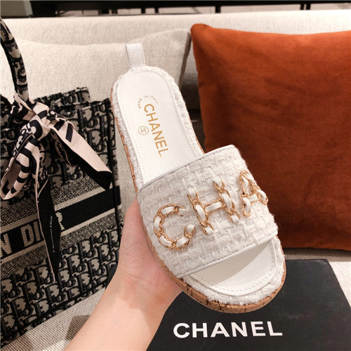 High Quality Luxury Chanel Womens Slippers product detail