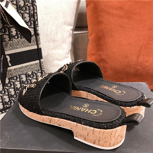 High Quality Luxury Chanel Womens Slippers – Style 52614 product detail