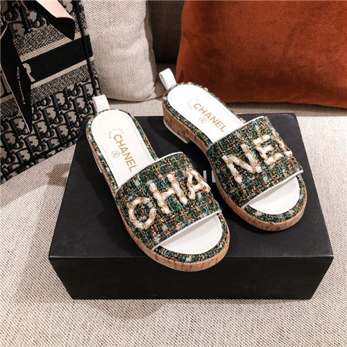 High Quality Luxury Chanel Womens Slippers – Style 85382