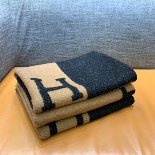 High Quality Luxury Hermes Blanket – Style 26126 product detail