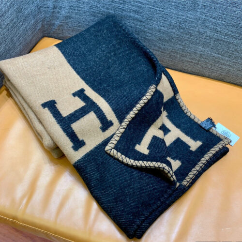 High Quality Luxury Hermes Blanket – Style 26126 alternate view