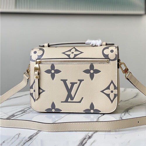 High Quality Luxury LV Pochette Métis Bag alternate view