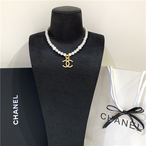 High Quality Luxury Chanel Pearl Necklace – Style 50342 alternate view