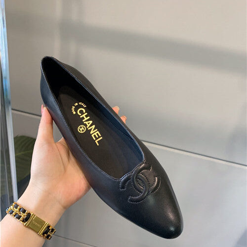 High Quality Luxury Chanel Vintage Flat Shoes – Style 88902 product detail