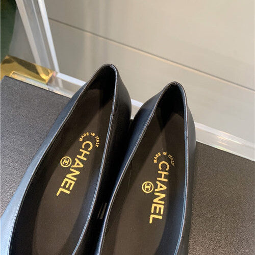 High Quality Luxury Chanel Vintage Flat Shoes – Style 88902 product detail