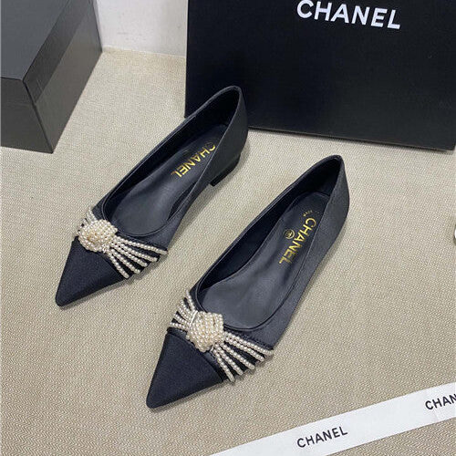 High Quality Luxury Chanel High-Heeled Silk Shoes alternate view