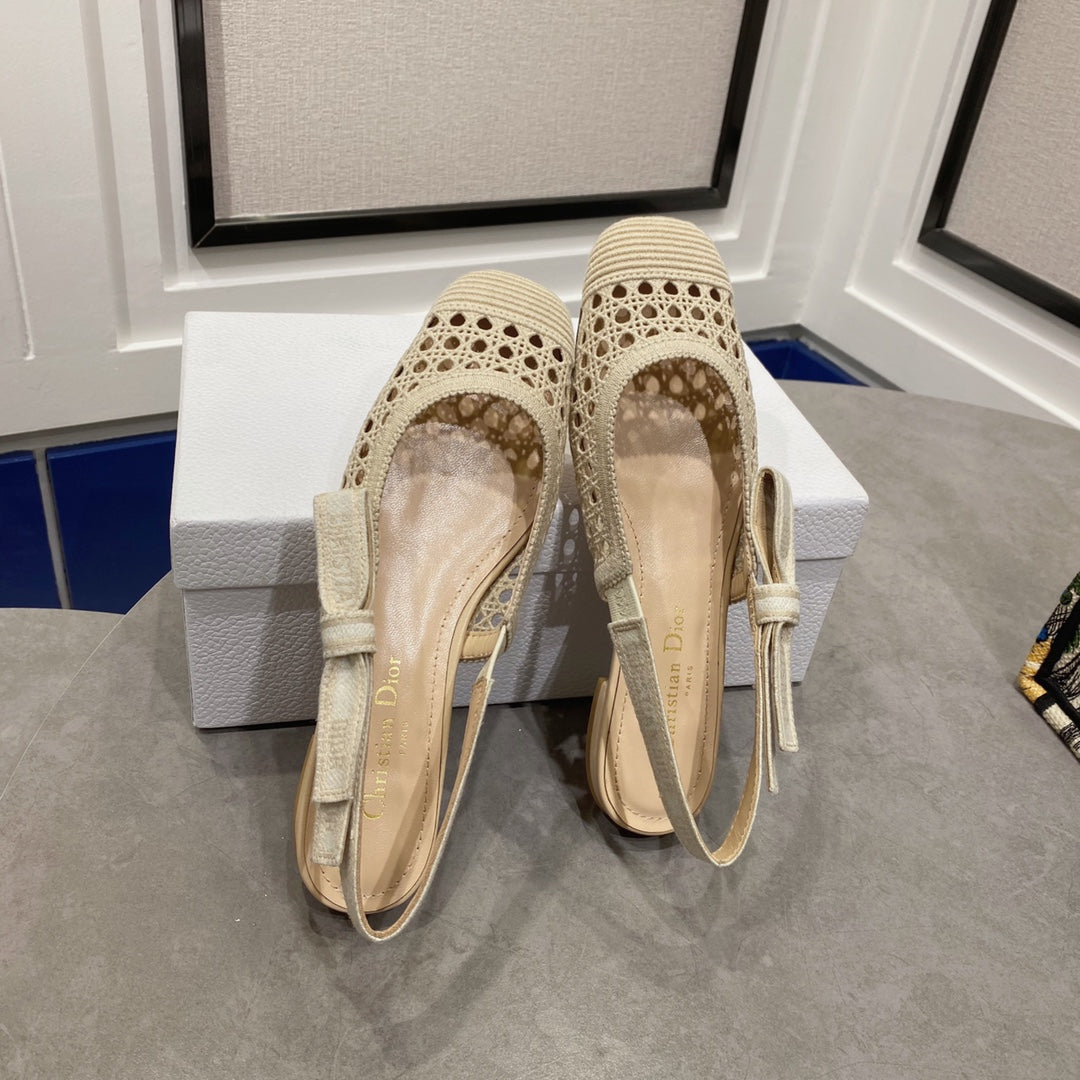 High Quality Luxury Dior Flat Sandals – Style 88806 product detail